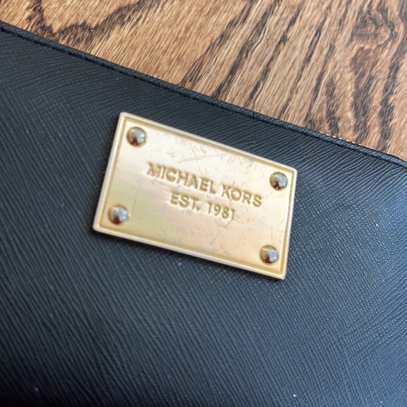 Michael Kors Wristlet - Picture 2 of 10